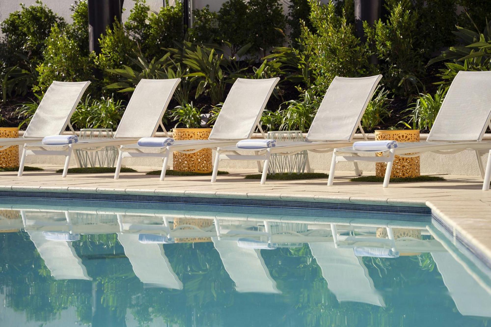 Irvine Marriott Hotel Exterior foto